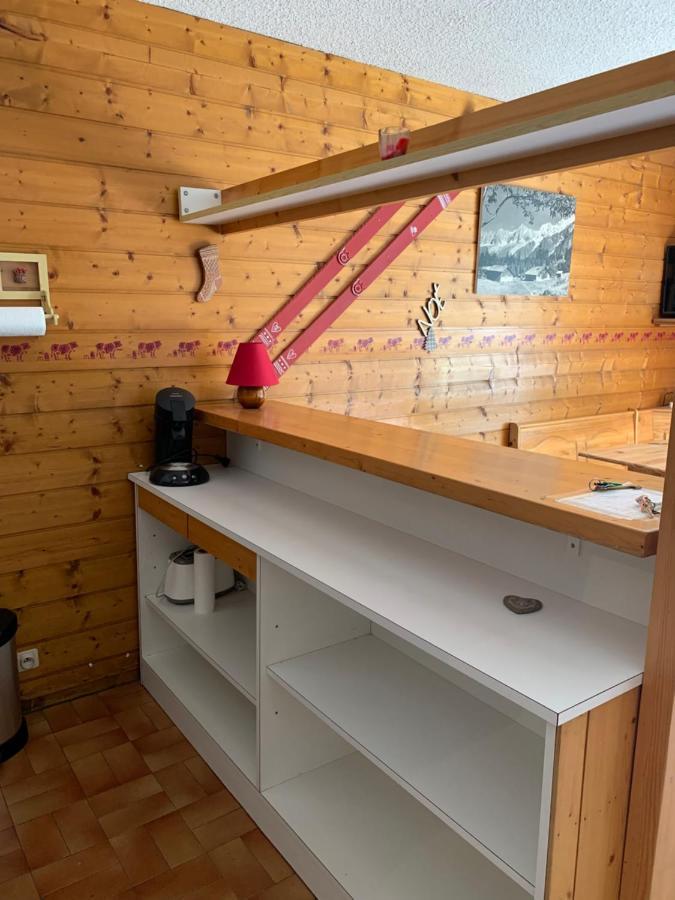 155 Piste Dans Mon Canape Шатель Экстерьер фото